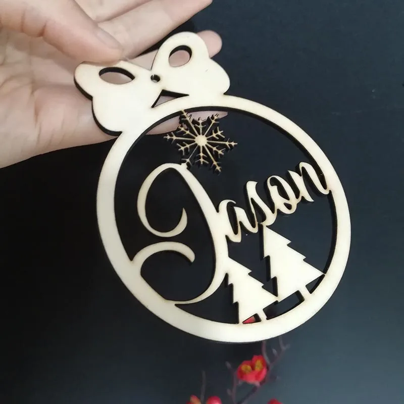 Custom Name Ornament Personalized Christmas Bauble Custom Ornament Ball Wooden Ornament Ball with Name Year Christmas Tree Decor