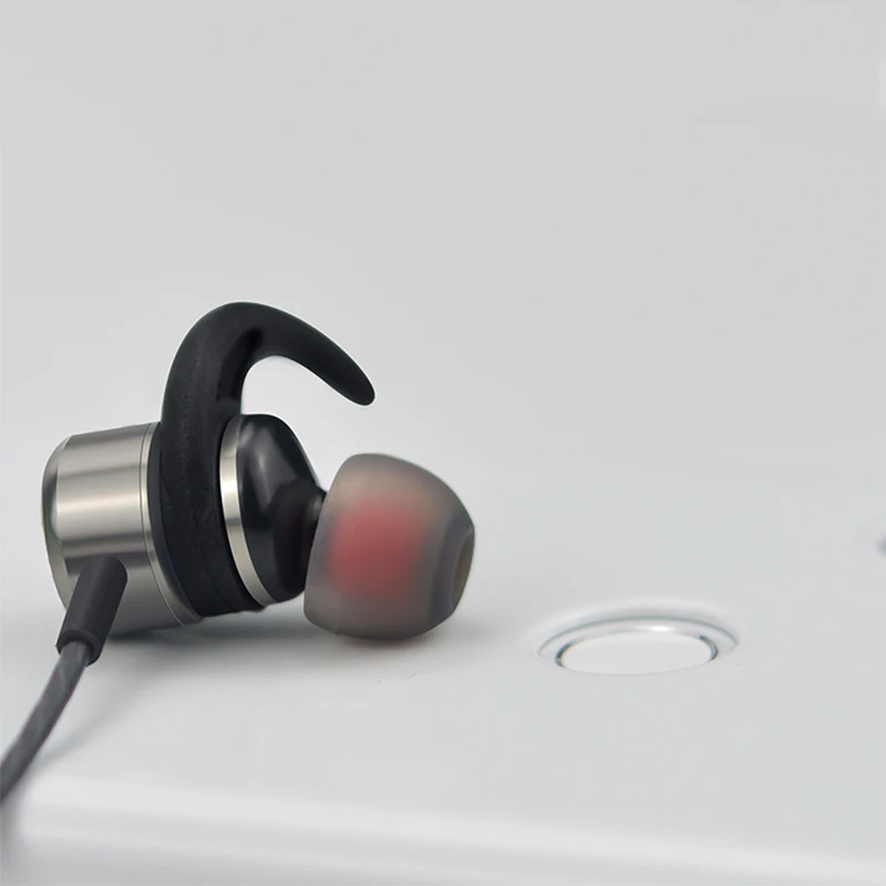 

Python Fly MD20 Red Wired Game Earphones Smartphone headphone Dual plug noise reduction headset for Xiaomi Samsung Huawei Phones