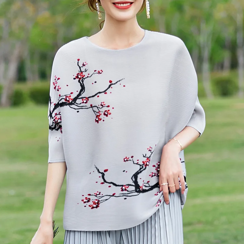 Tops For Women 45-75kg Round Neck Batwing Sleeves Plum Flowers Print Loose Stretch Horizontal Miyake Pleated T-Shirts