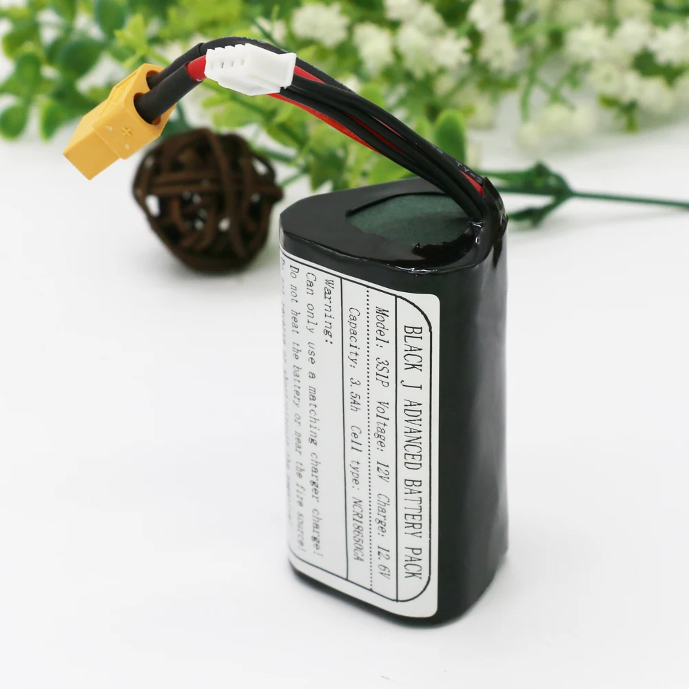 

Aluoka UAV Rechargeable 12VLi-ion Battery Pack 11.1V /12.6V 3.5Ah 3S1P Use Single Cell 3500mAh Combination for Various Drone