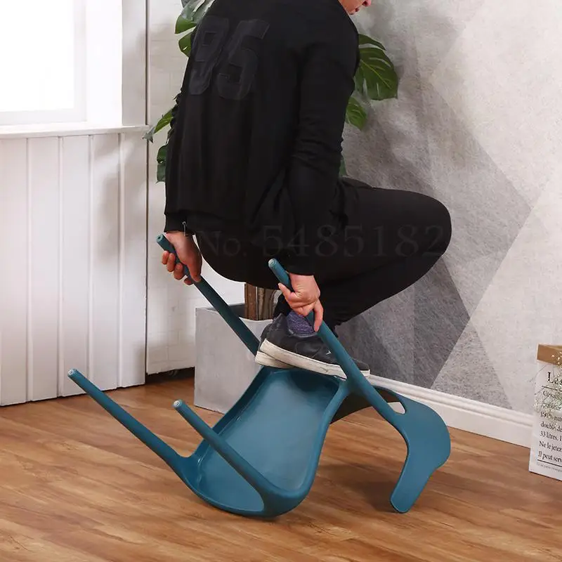 Пластиковый стул для взрослых утолщенный со спинкой креативный обеденный в