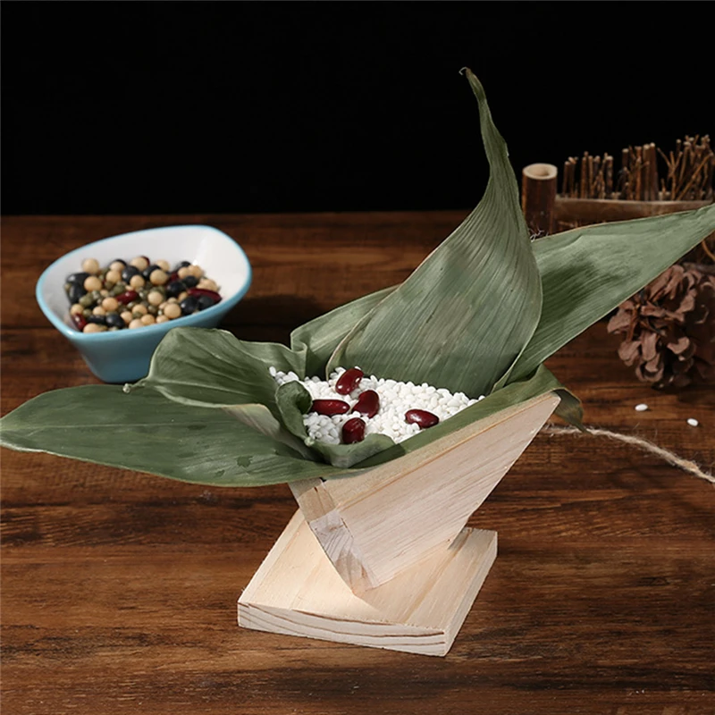 

Wooden Triangular Rice Ball Sushi Dumpling Zongzi Mould DIY Tools Rice-pudding Baking Molds Kitchen Accessory hinese food Tool