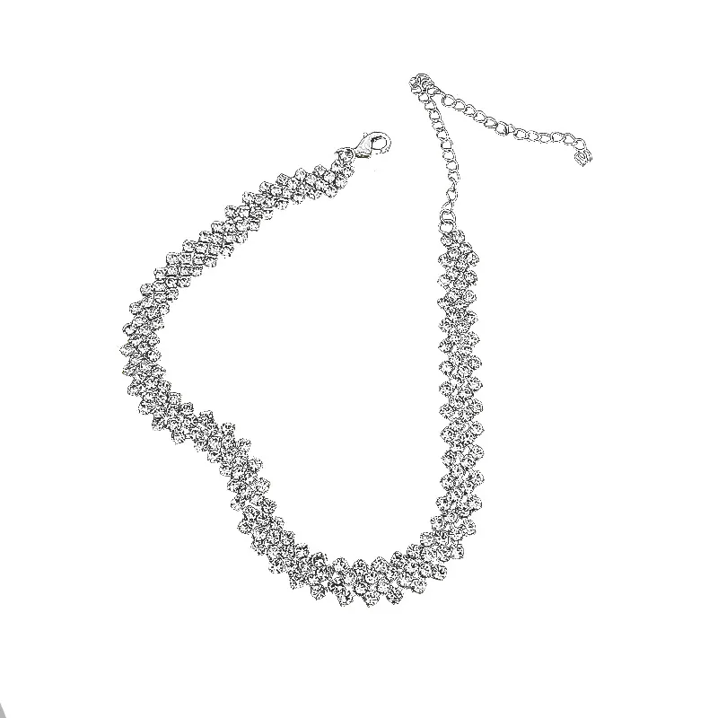 

Fashion Light Luxury Zircon Collar Trend Personality Clavicle Chain Feminine Style Necklace With Simple Atmosphere Necklace