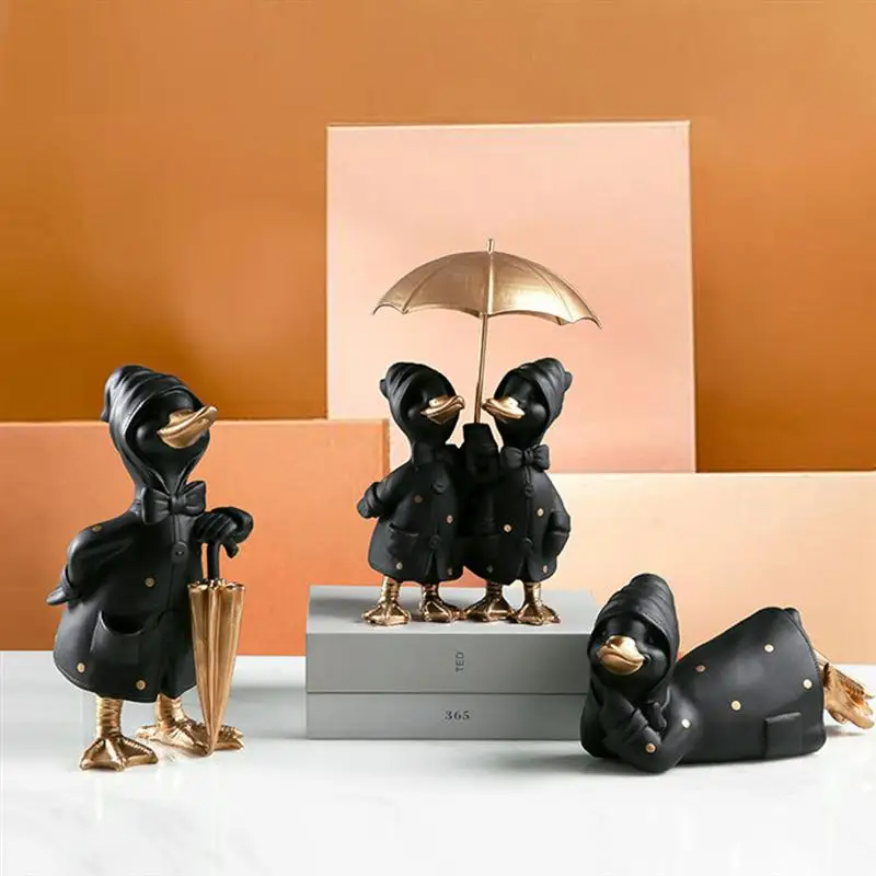 

1Pc Duck Adornment Home Duck-shape Decoration TV Cabinet Resin Ornament (Black)