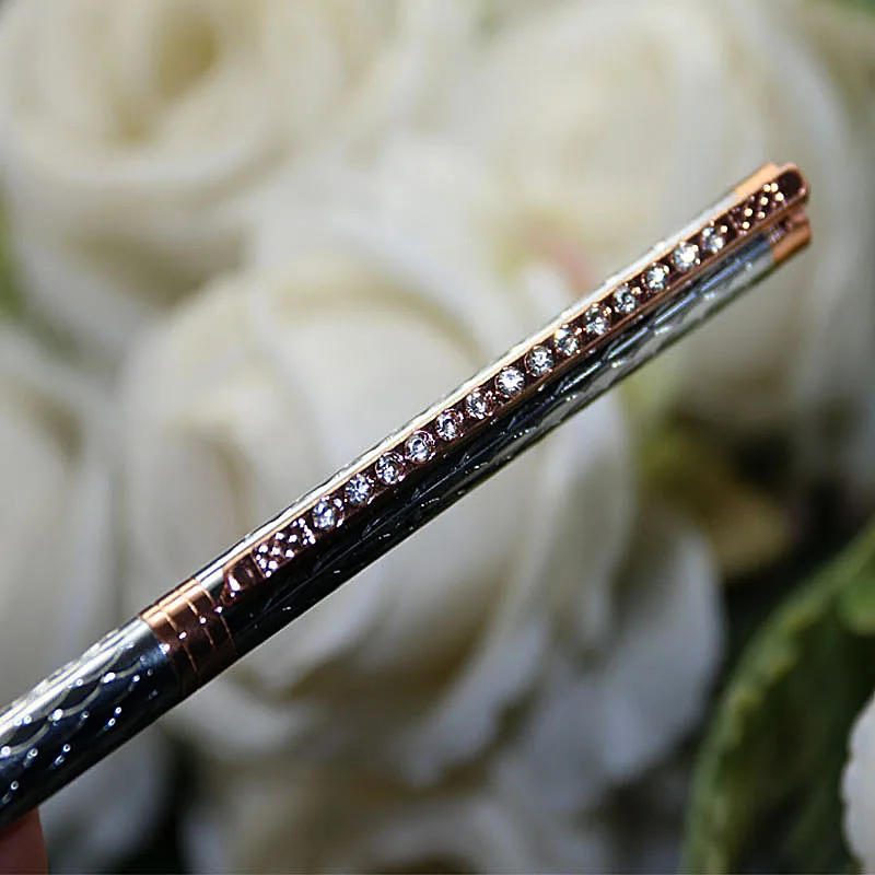 

Fashion Crystal Clip Ballpoint Pen Women Luxury Rhinestone Inlay Point 0.5mm Metal Silver Ball Pen School Office Stationry