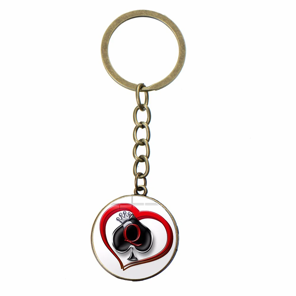 

New Peach Heart Letter Q Queen Keychain Personality Poker Spades Q Club Glass Cabochon Key Ring Car Key Chain Men Hewelry