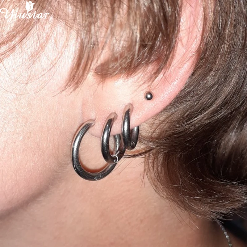 Tiny Hoop Earrings Clip for Men HUGGIE Stainless Steel Ear Cuff Minimalist Circle Buckle Ear Bone Geometric Jewelry Women Gift