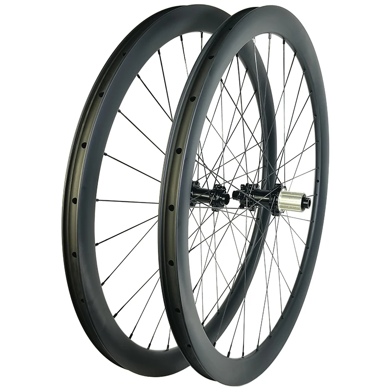 

700C 45mm Deep Road Bike Disc Carbon Wheelset Tubeless Clincher 28mm Wide Powerway M42 28H HG 8-11s XDR All Road Bicycle Wheels