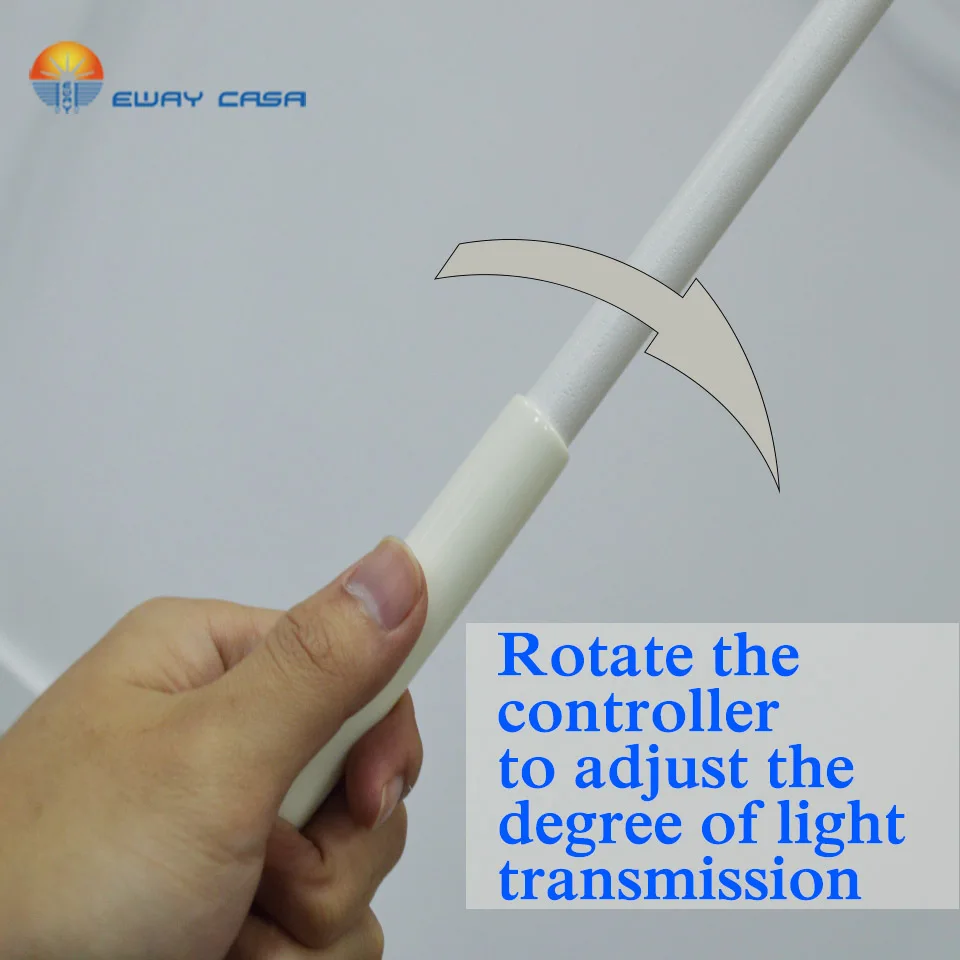 Вертикальные жалюзи из полупрозрачной ткани по индивидуальному заказу