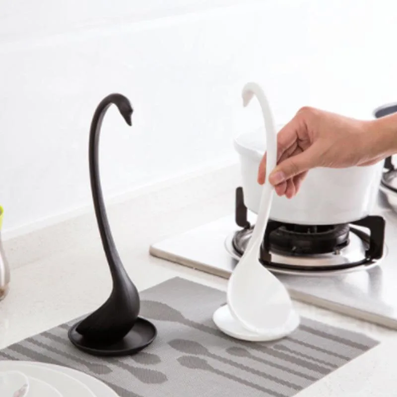 Креативная Вертикальная пластиковая ложка с длинной ручкой в форме лебедя