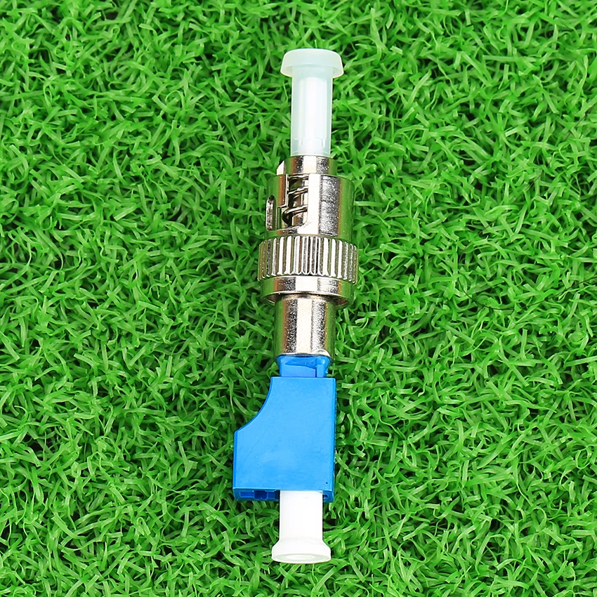 Одномодовый волоконно оптический адаптер KELUSHI LC/UPC (женский) на ST/UPC