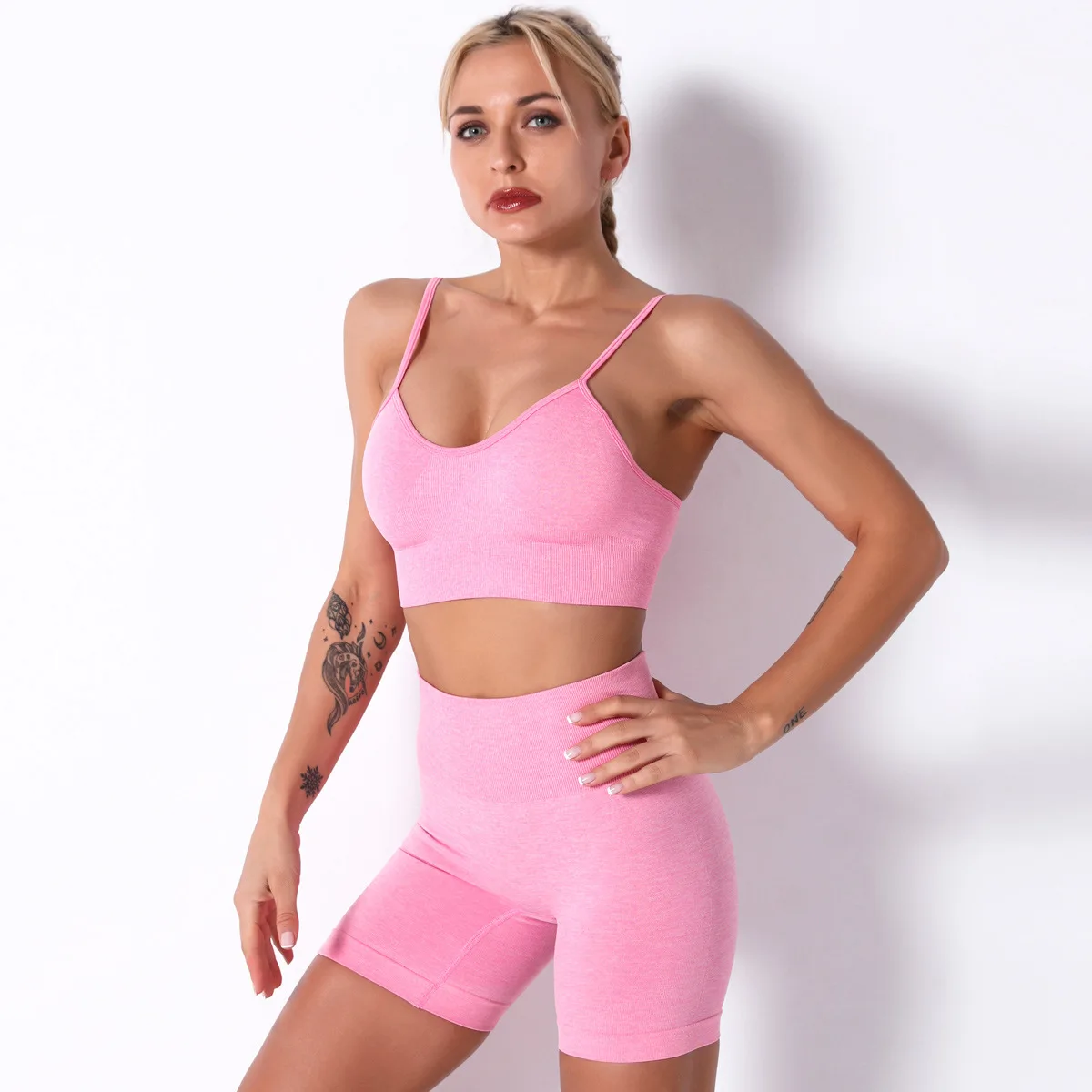 

Seamless Women Gym Set Sports Bra Push Up Shorts Solid Colour Yoga Set Sports Wear for Women Gym Clothing Girl Sports Suit