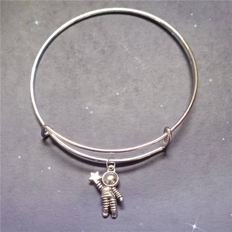 

Astronaut Bracelet , Cosmonaut Bracelet , Space Lover Gift , Handmade Gift Creative Bangle