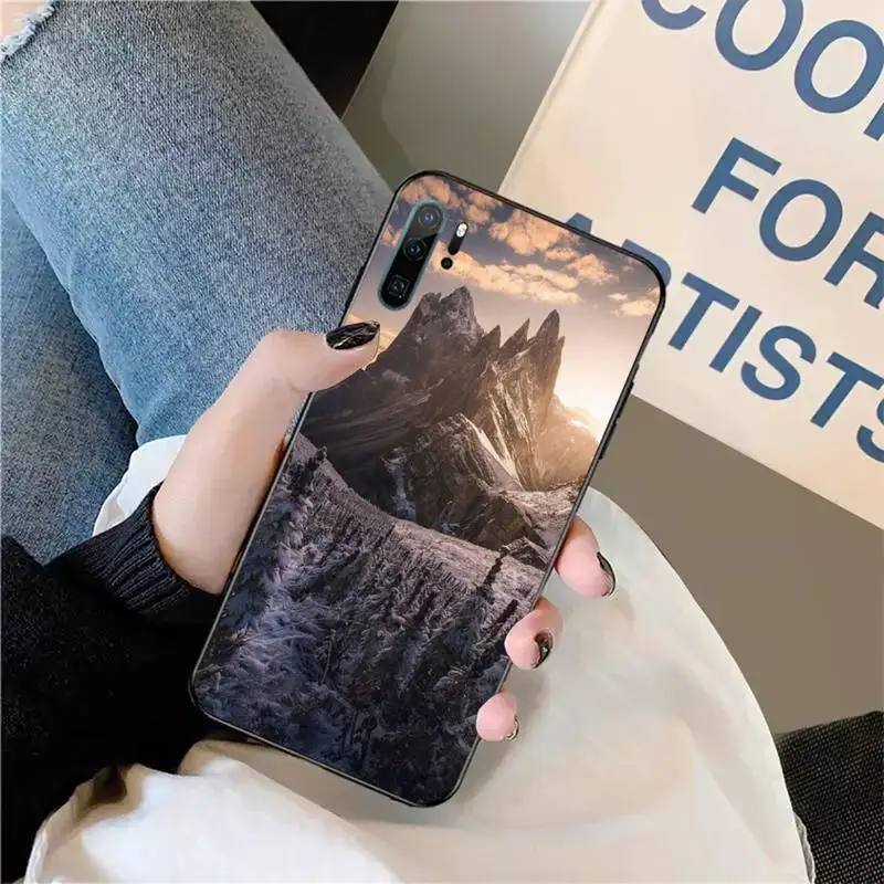 

White Mountain Pine Tree Forest Mountain Peak Mist Phone Case For Huawei honor Mate P 9 10 20 30 40 Pro 10i 7 8 a x Lite nova 5t