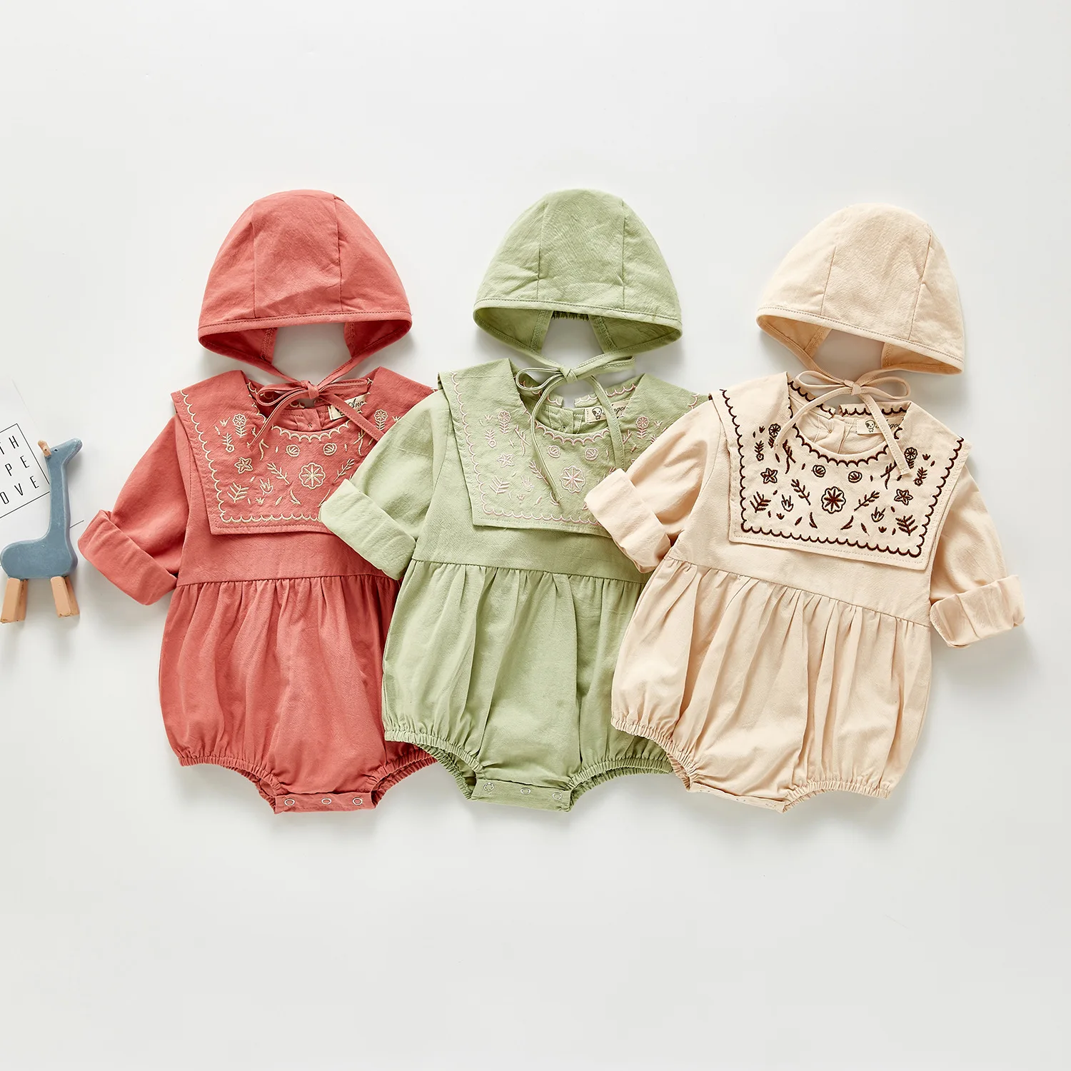 

Милые летние хлопковые комбинезоны с цветочным принтом и квадратным вырезом для маленьких девочек; Хлопковые комбинезоны с длинными рукавами и вышивкой