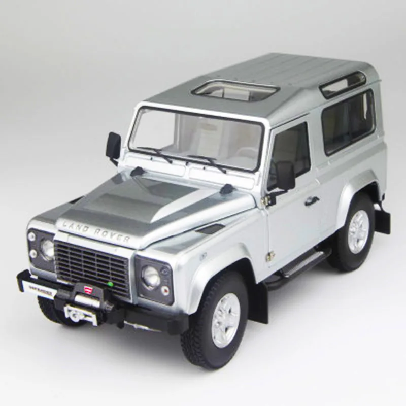 Silver 1:18 1990 защитник короткой оси версия вне-модель дорожного транспортного средства литья под давлением сплав моделирование ретро автомобиль произведение искусства Коллекция поклонников подарки - Цвет: Silver