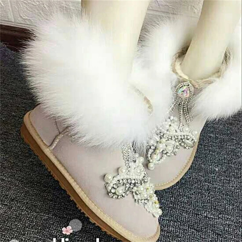 

2021 осень и зима новые повседневные модные кожаные сапоги ручной работы с лисьим мехом и кисточками большого размера с бусинами для снега