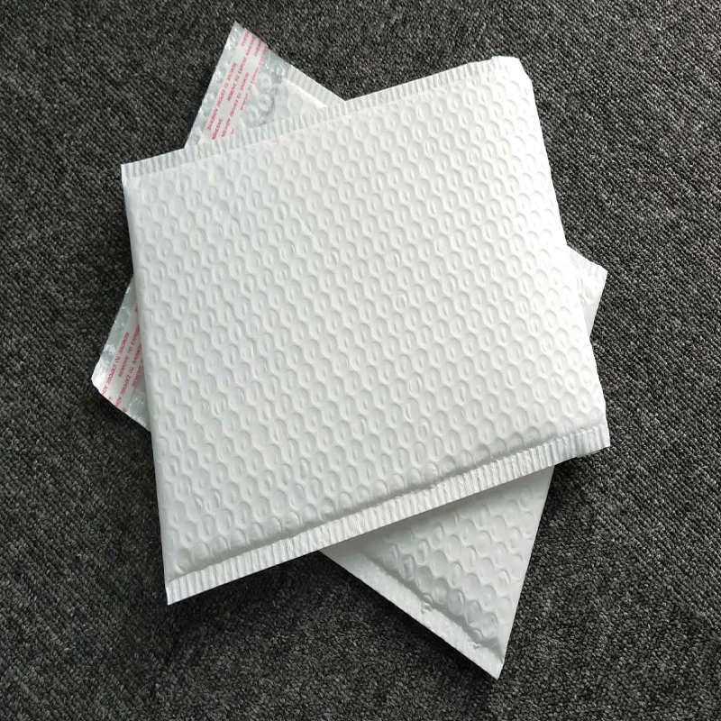 

White bubble polymailers Blank Padded Bubble Mailer Bag, Gift packing jewelry pack laser mailing bag 20X25cm