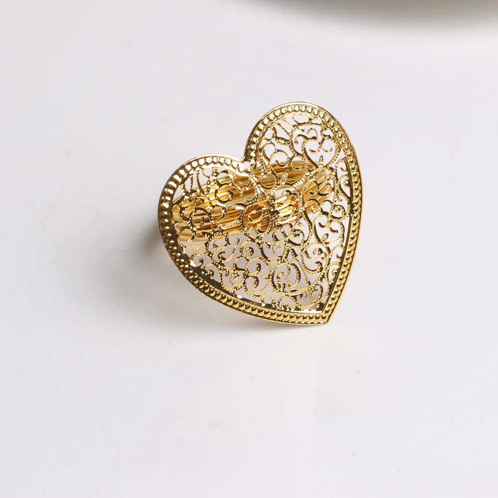 

12/PCSValentine's day table accessories wedding gold heart plated pattern napkin ring heart paper towel ring napkin buckle