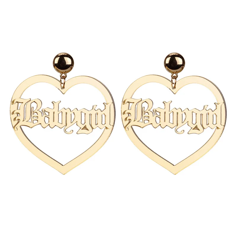 

Heart Shaped Babygirl Dangle Earrings Pendant Statement Women Old English Letter Fashion Charm Jewelry for Girl