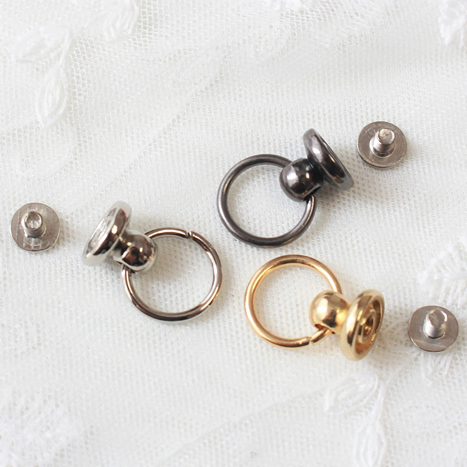 

Round Head Rivets With Rivet Button, Head Screws For Man