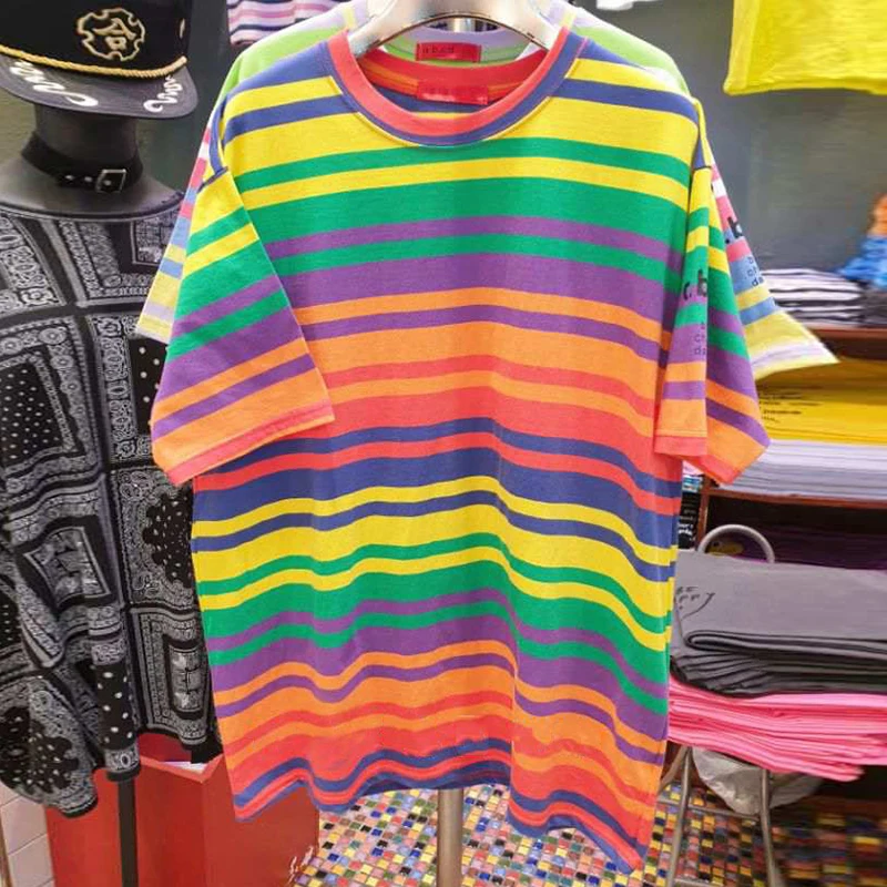 

Женская Вязаная футболка в радужную полоску, свободная Летняя Повседневная футболка с коротким рукавом и круглым вырезом DM001