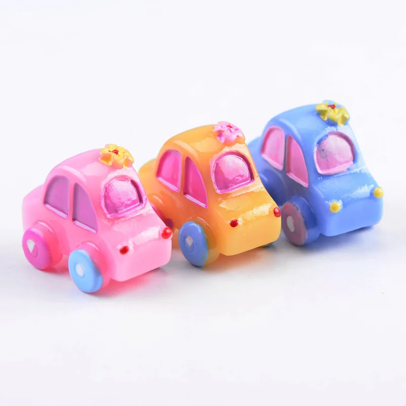 

10 Pcs Creative Kawaii Cartoon Car Moss Micro Landscape Jewelry Doll DIY Assembled Toy Ornaments Car Wholesale