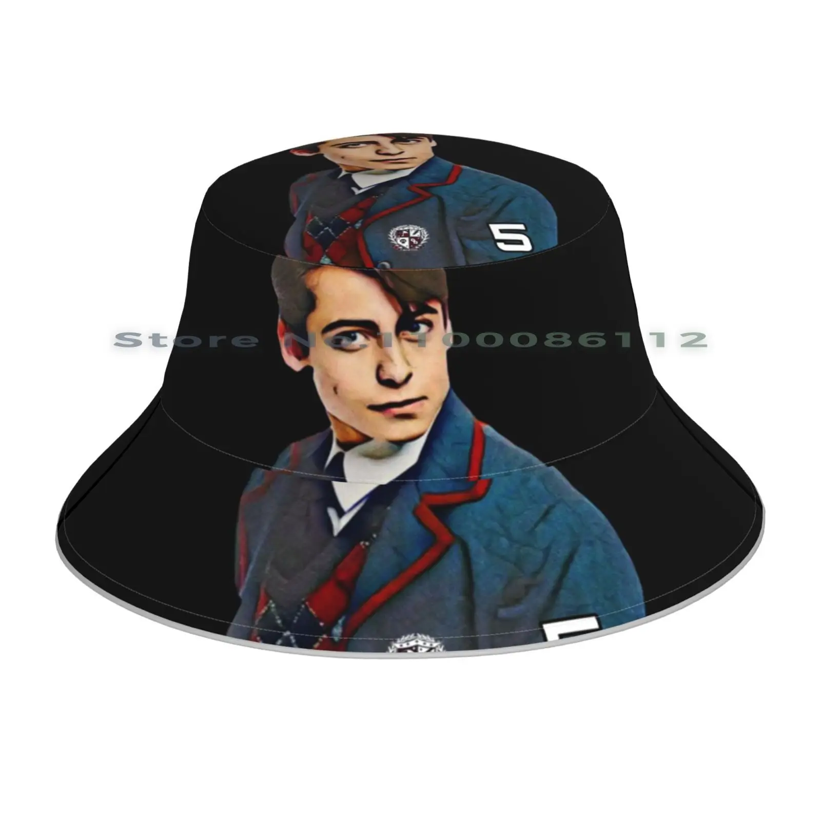 Трикотажная шапка без козырька с пятью наклейками