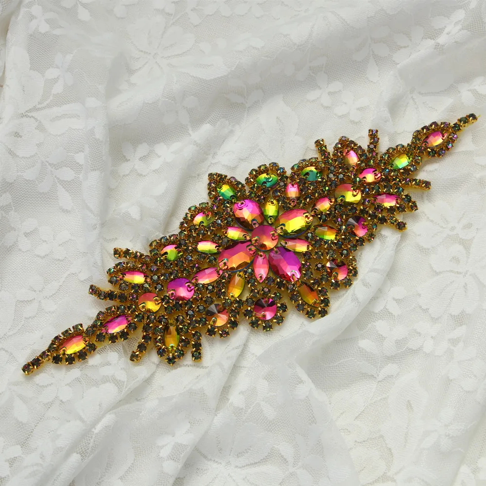 Пояс-кушак для свадебных аксессуаров серебряный с кристаллами аппликация