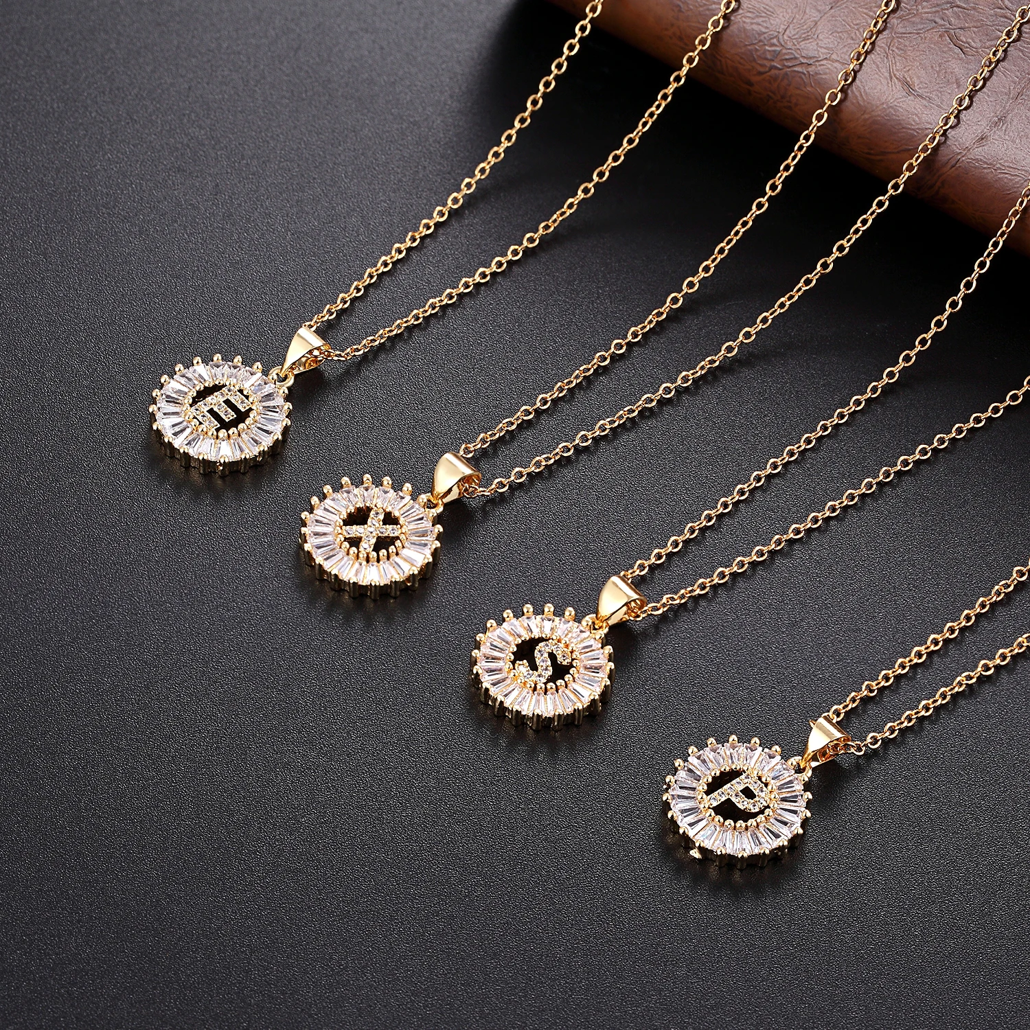 Ожерелье высшего качества для женщин и девушек с буквами инициала ожерелье