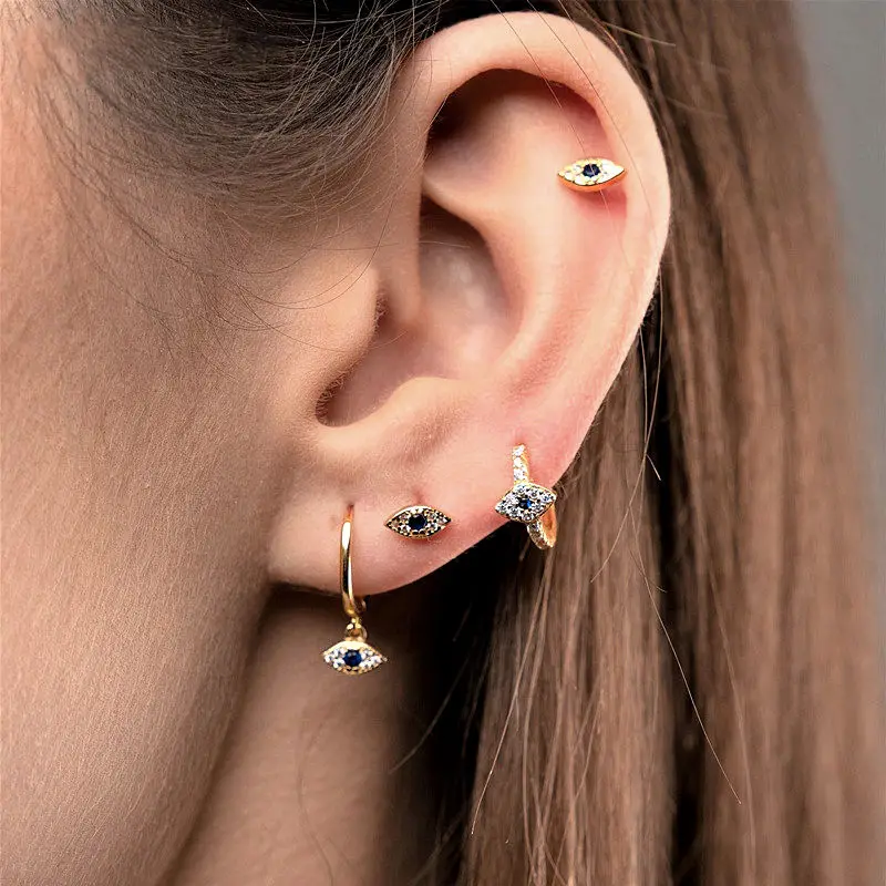 

2021 New Exquisite Beautiful Eyes Zircon Earrings for Woman Simple Elegant Golden Delicate Eye Earrings Jewelry Wholesale