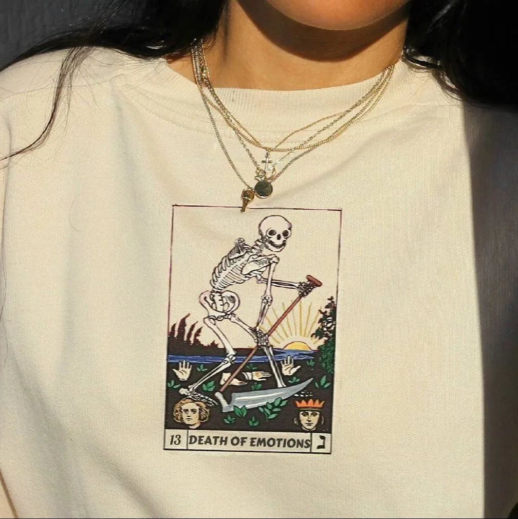 Женская футболка с принтом черепа костей демонов | одежда