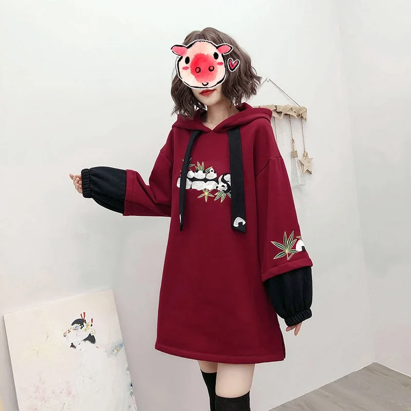 

Red Long Hooded Sweatshirt Panda Embroidery Cotton Hoodies For Women Casual Thick Pullovers Loose Hoodies For Teen Girls KK3635