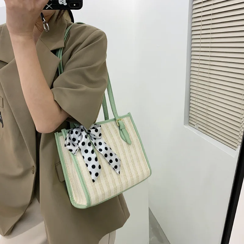 

Straw One-shoulder Women's Bag 2021 Autumn New Silk Scarf Portable Small Square Bag Korean Single-shoulder Diagonal Bag