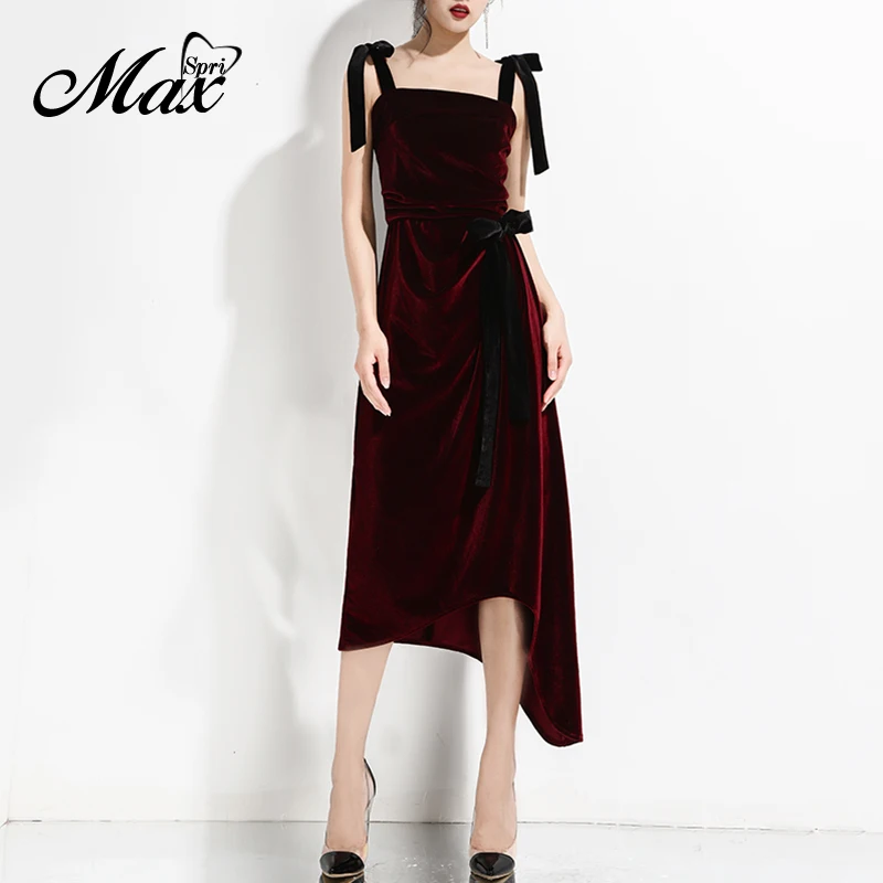 Женское винтажное платье на бретельках Max Spri облегающее бархатное с драпировкой