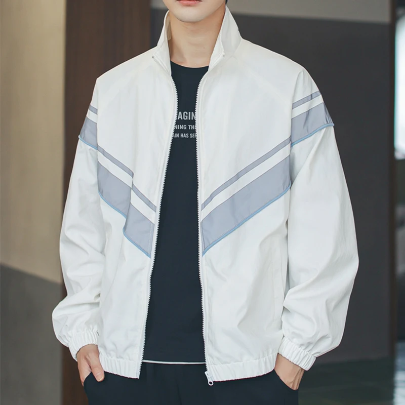 

Spring Autumn Black White Men Windbreaker Jacket Streetwear Korean Fashion Reflective Article Casual Jackets Loose Coats