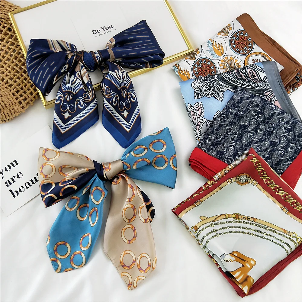 2021 осенние квадратные атласные шелковые шарфы для женщин с новым принтом Дамский
