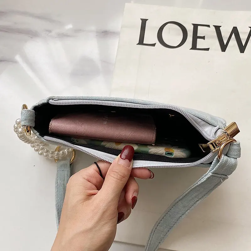 

Women Brand Fashion Letter Print Saddle Bag Luxury Pearl Decoration Design Shoulder Bag New Casual Wild Crossbody Bag Hand Bag