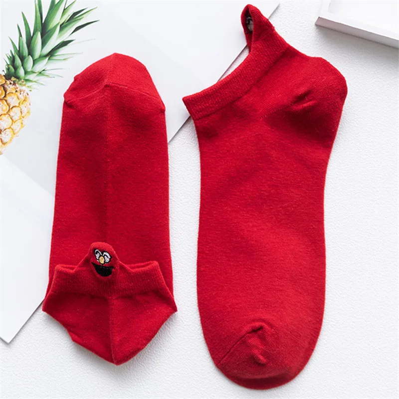 Solid Red Kawaii/женские носки ярких цветов с вышивкой; модные забавные Женские носочки для девочек; хлопковые летние рождественские носки - Цвет: Solid Red