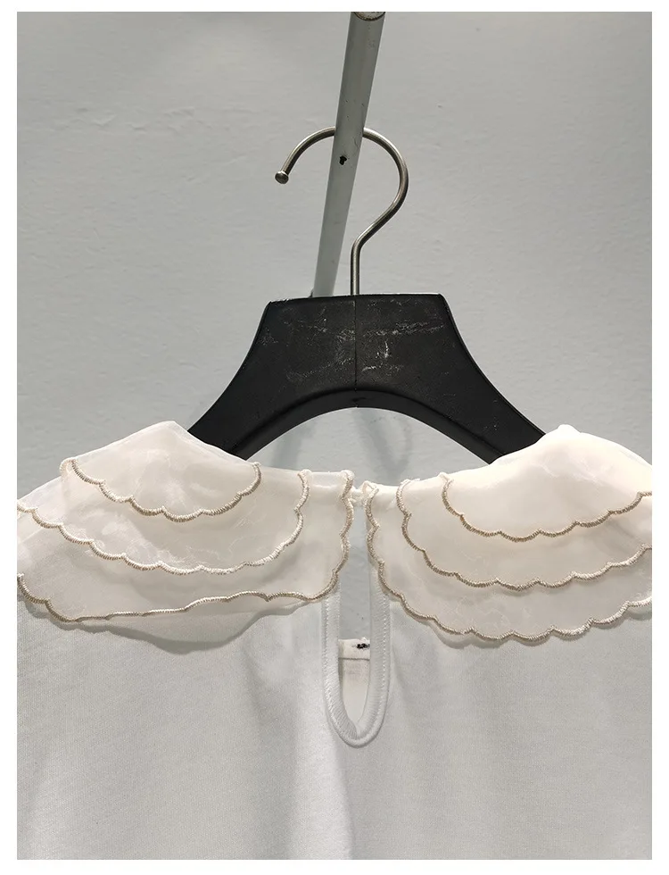 

High Quality Spring and Summer New Exquisite Embroidery Doll Collar Wild Slim Short-sleeved T-shirt for Women