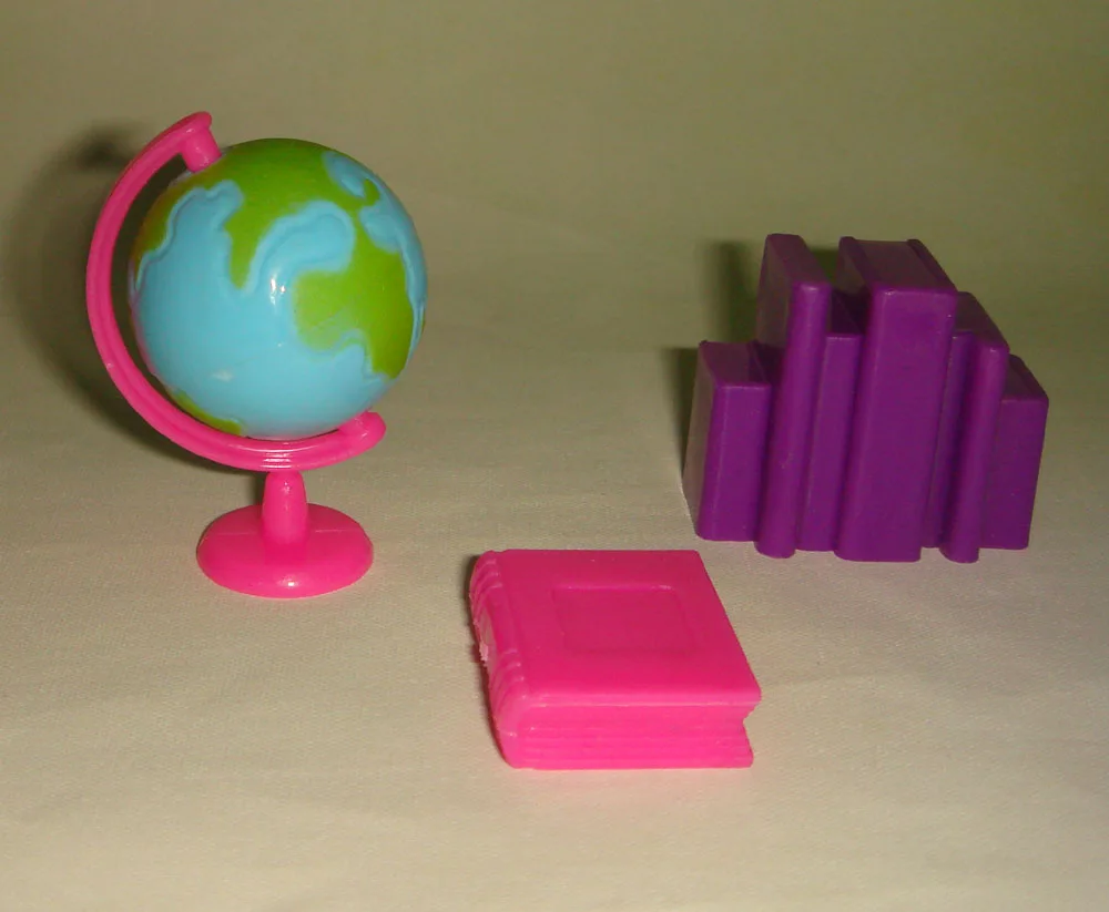 

Beilinda Toys Plastic Doll Toys Office Set with Globe and Books 10pcs in one lot