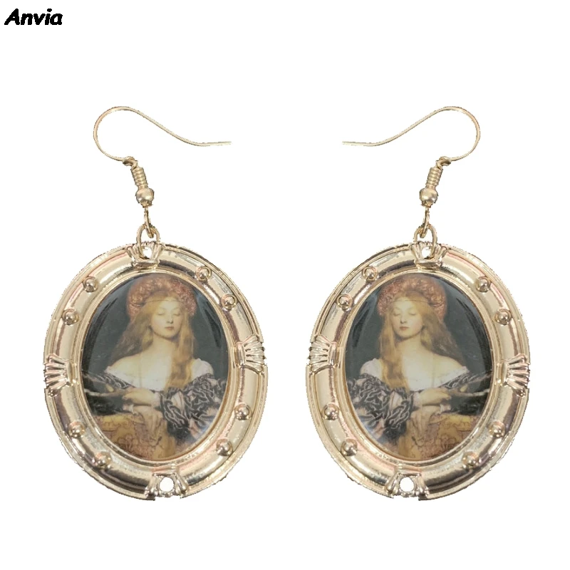 

Princess Royal Jewelry Drop Earrings For Women 2020 New Design Gold Dangle Earrings Pendant Classic Vintage Bijou Party Gifts