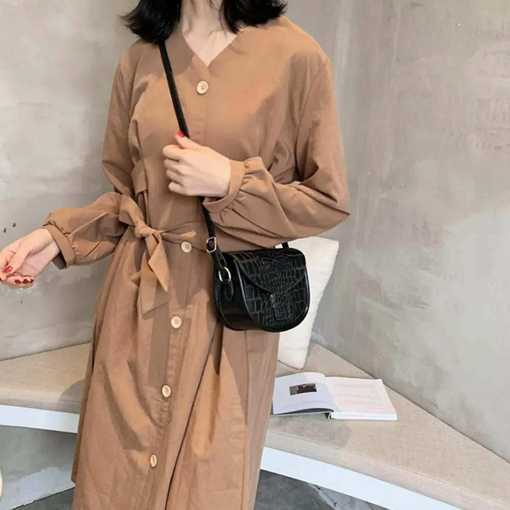 

Fashion Ladies Bag Western Saddle Shape One Shoulder Bag Small Wild For Office Commute Travel Four Color Good Quality