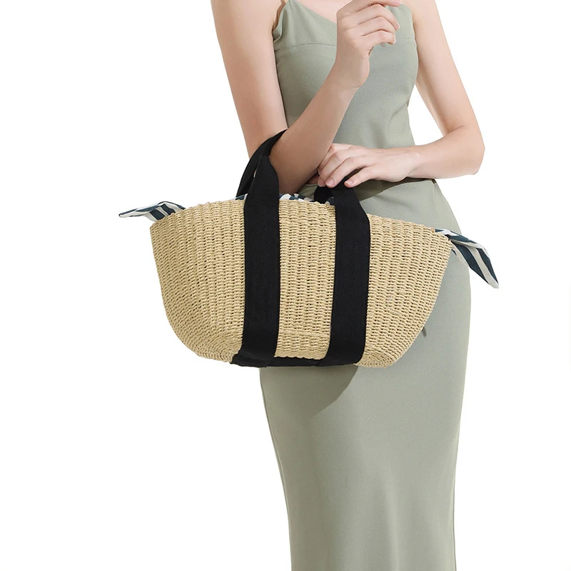 

Женская плетеная сумка-мессенджер из ротанга на шнурке, удобная вместительная соломенная летняя пляжная сумка-мешок, большая сумка-тоут, ко...