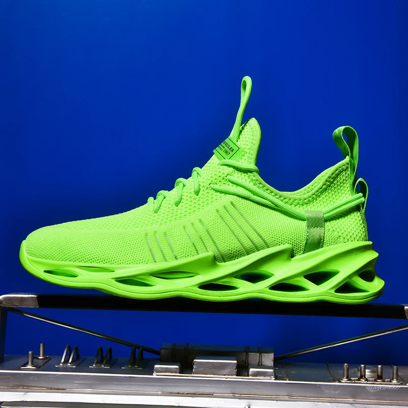 

Sneakers Men Breathable Summer Ultralight Comfortable Men's Casual Shoes Tenis Masculino Adulto Support Dropshipping