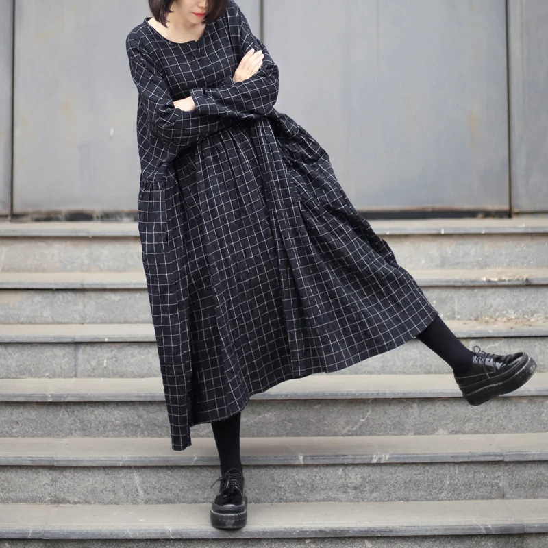 Винтажное свободное односекционное платье средней длины в клетку M1024|dress dress