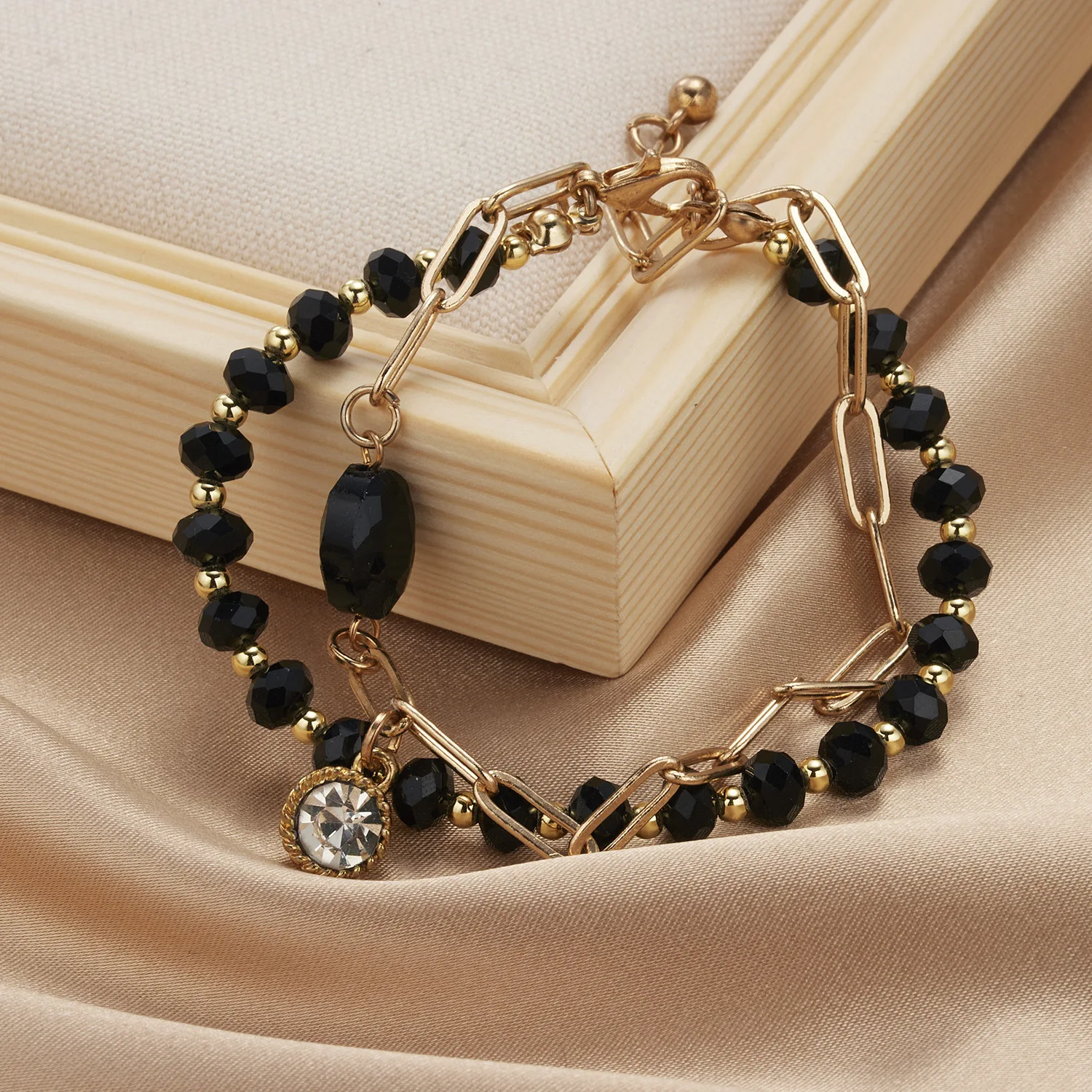 

New Arrival Geometric Hollow Out Bead Bracelet Womens Double Set Auger Crystal Beads Heart Alloy Bracelet Jewelry for Girls