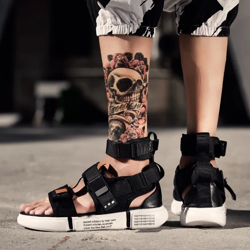 

Новинка 2021INS Папины туфли высокие летние модные туфли Корейская версия мужская пляжная обувь спортивные повседневные сандалии