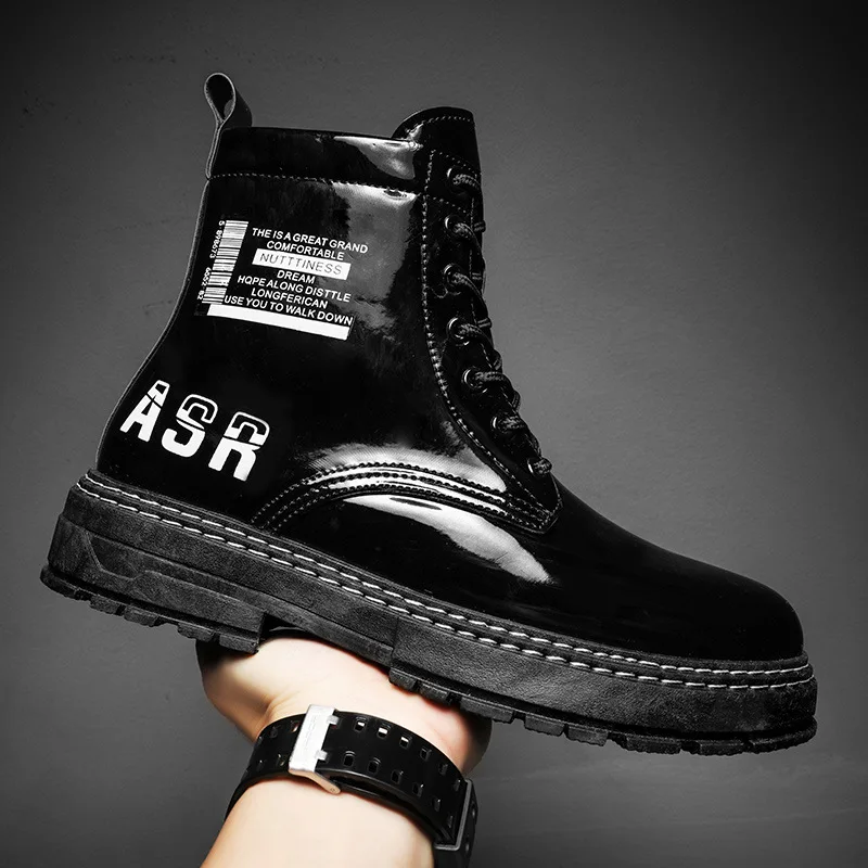

2021 Winter New Men 's Boots Trend Wild Plus All-match Fashion Velvet Boots Men ' S Korean Tooling High-top Warm Shoes