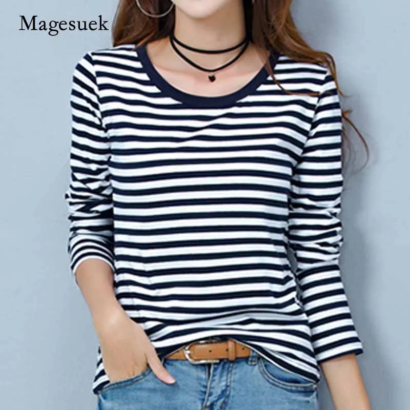 

2020 Autumn New Women's Long Sleeve All-match Casual Cotton Pullover Women's Shirt Striped O-Neck Bottoming T-shirt Blusas 10803